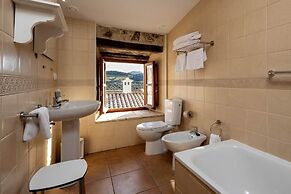 TUGASA Hotel La Posada