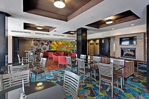 Holiday Inn Express & Suites Wichita Northwest by IHG