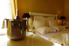 Hotel Prestige
