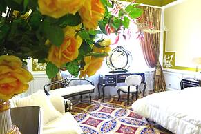 Hotel Prestige