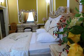 Hotel Prestige