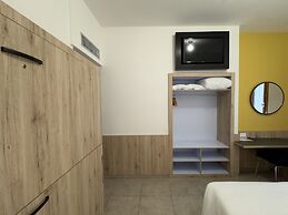 Hotel Holidays