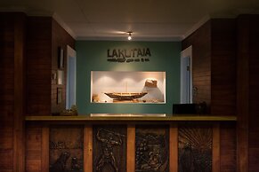 Lodge Lakutaia
