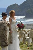 Bethells Beach Cottages