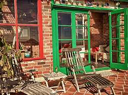 Bethells Beach Cottages