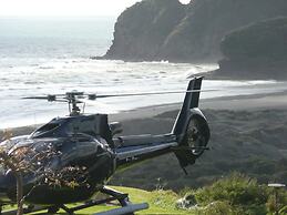 Bethells Beach Cottages