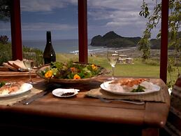 Bethells Beach Cottages