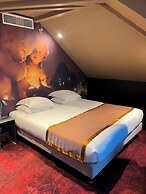 Hotel Sixteen Paris Montrouge