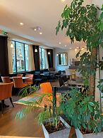 Hotel Sixteen Paris Montrouge