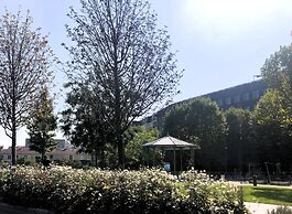 Hotel Sixteen Paris Montrouge