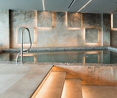 Emerald Hotel Pristina, Kosovo