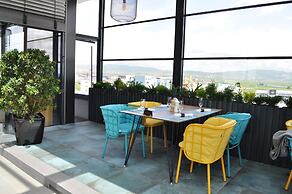 Emerald Hotel Pristina, Kosovo