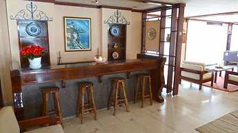 Zina Hotel Apartments