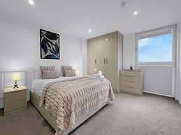 Spacious Serviced Apartments Canary Wharf