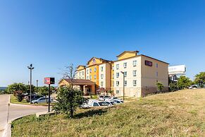 Comfort Suites Lake Worth