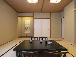 Gion Ryokan Karaku