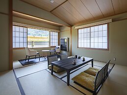 Gion Ryokan Karaku