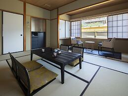 Gion Ryokan Karaku