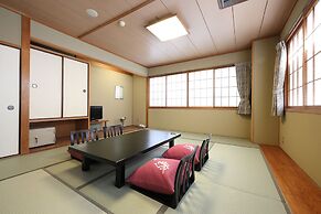 Gion Ryokan Karaku