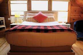 Elliott House Boutique Inn