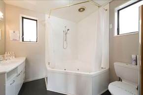 Strathern Motor Lodge