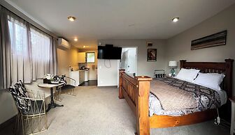 Strathern Motor Lodge