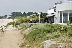 Logis Hôtel & Restaurant Les Mouettes - Larmor Plage, proche de Lorien