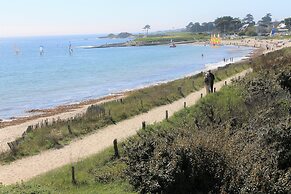 Logis Hôtel & Restaurant Les Mouettes - Larmor Plage, proche de Lorien