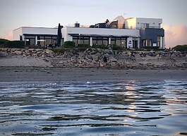 Logis Hôtel & Restaurant Les Mouettes - Larmor Plage, proche de Lorien