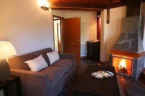 La Sirenuse Lake Resort