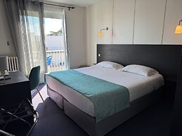 Calme des Pins Hôtel Piscine & Spa