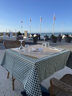 Le Beau Rivage