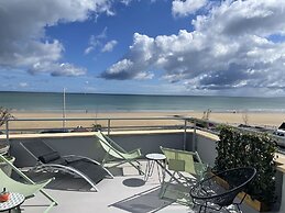 Le Beau Rivage