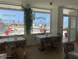 Le Beau Rivage