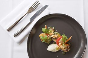 Hilton Queenstown Resort & Spa