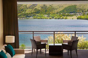 Hilton Queenstown Resort & Spa
