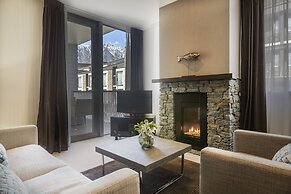 Hilton Queenstown Resort & Spa