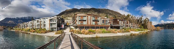 Hilton Queenstown Resort & Spa