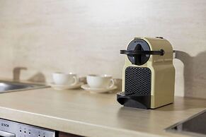 Escala Hotel & Suites