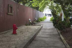 The Barefoot Mailman