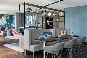 Renaissance Zürich Tower Hotel