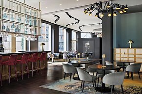 Renaissance Zürich Tower Hotel