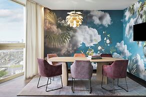 Renaissance Zürich Tower Hotel