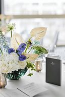 Renaissance Zürich Tower Hotel