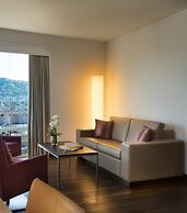 Renaissance Zürich Tower Hotel