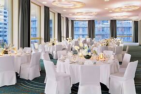 Renaissance Zürich Tower Hotel