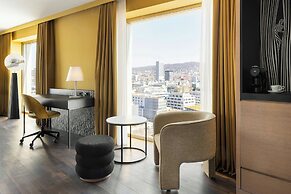 Renaissance Zürich Tower Hotel