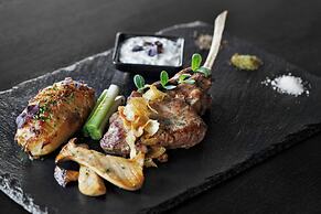 Renaissance Zürich Tower Hotel