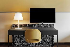 Renaissance Zürich Tower Hotel