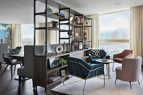 Renaissance Zürich Tower Hotel